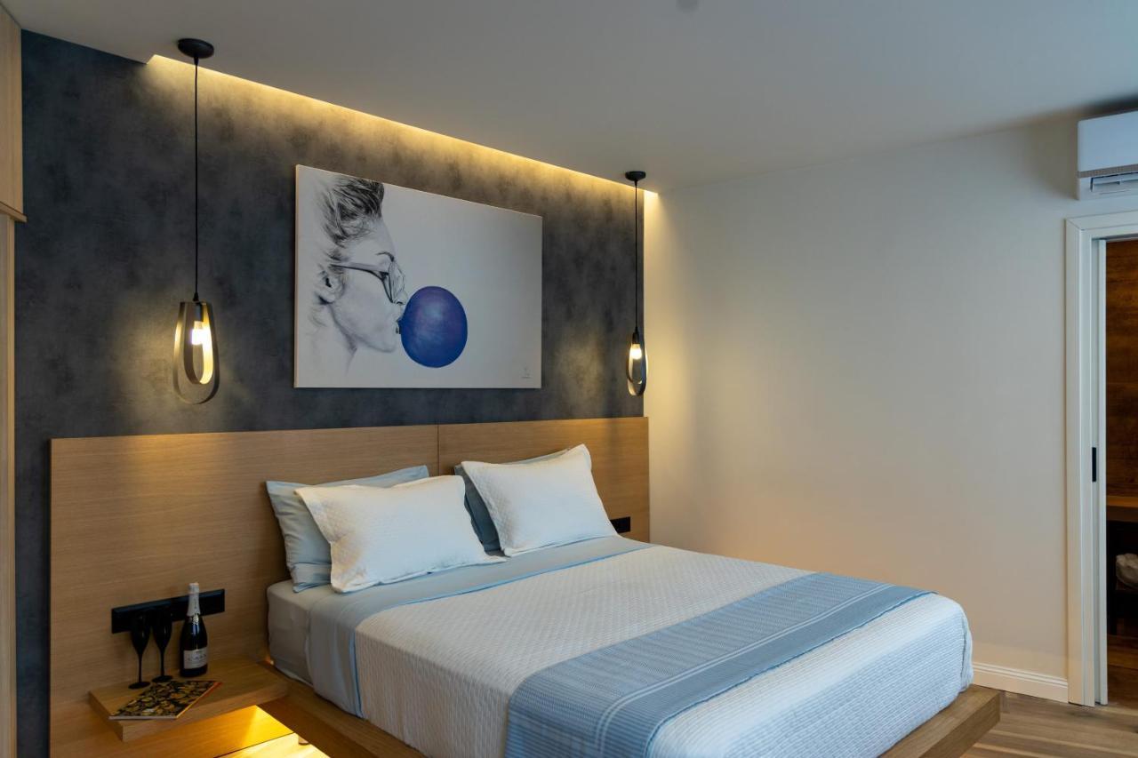 Triple A - 3 Squares - Free Parking! Atenas Exterior foto