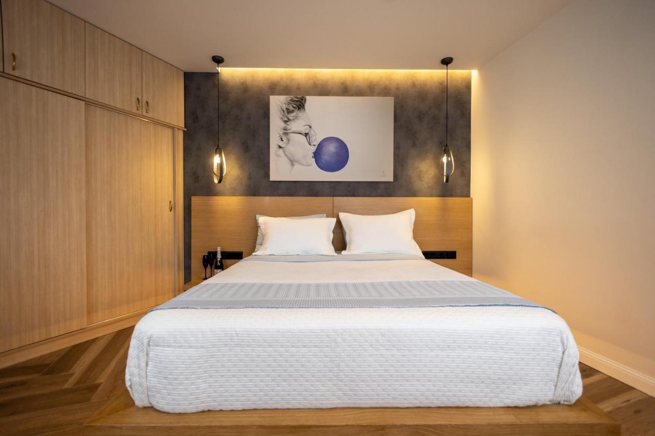 Triple A - 3 Squares - Free Parking! Atenas Exterior foto