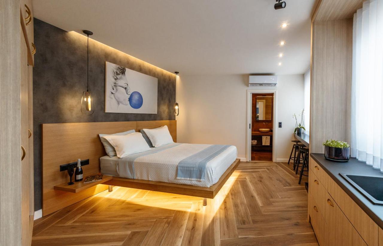 Triple A - 3 Squares - Free Parking! Atenas Exterior foto